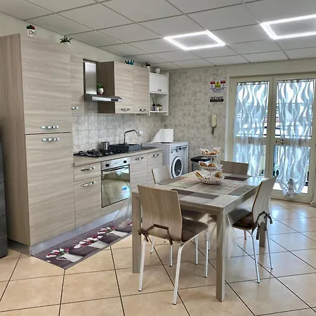 Casa Crispino Mansarda N4 Per 3 Persone *
